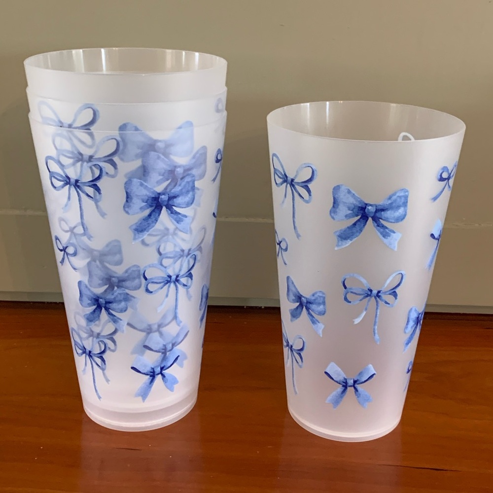 Bow 32oz Cups - Set of 4